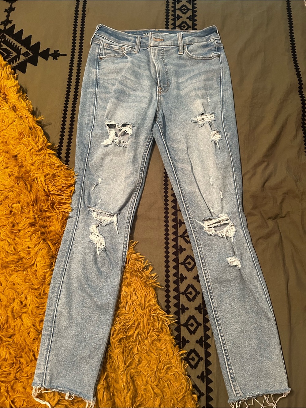 Old Navy Extra High Rise Rockstar Super Skinny Jeans